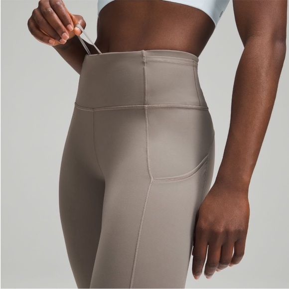 NWT Lululemon fast and free HR tight 25” in carbon dust - Picture 2 of 8